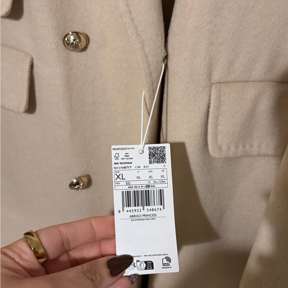 Mango Cream Handmade Jacket - Picture 6 of 6